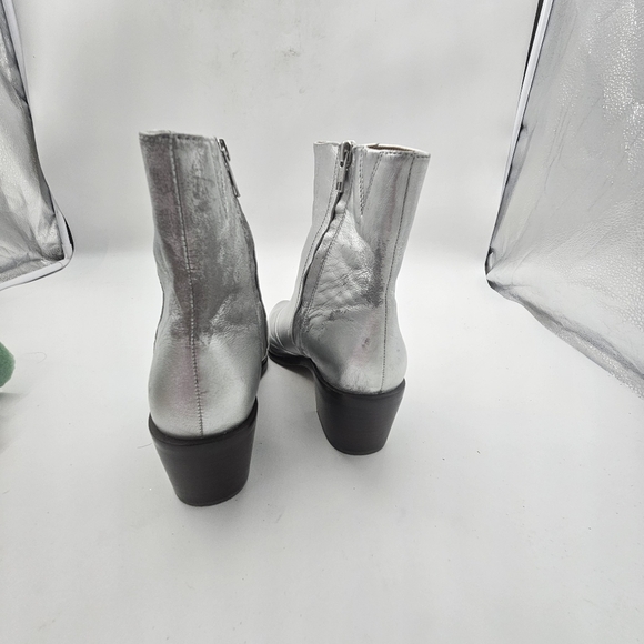 Madewell Darcy Ankle Boot Silver Metallic Stacked Heel Zip-Up Size 9 - Picture 12 of 16